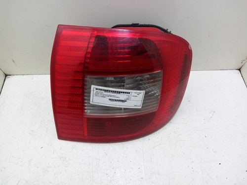 Right rear tail - tail, light